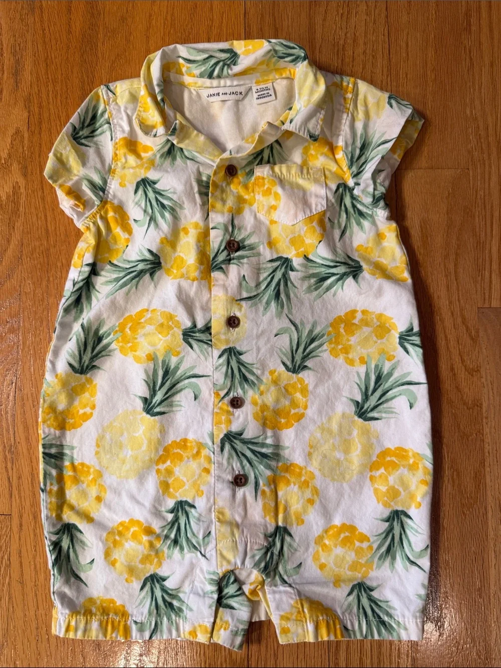 Janie And Jack One Piece Button Down Baby Pineapple Romper Size 6-12 Months